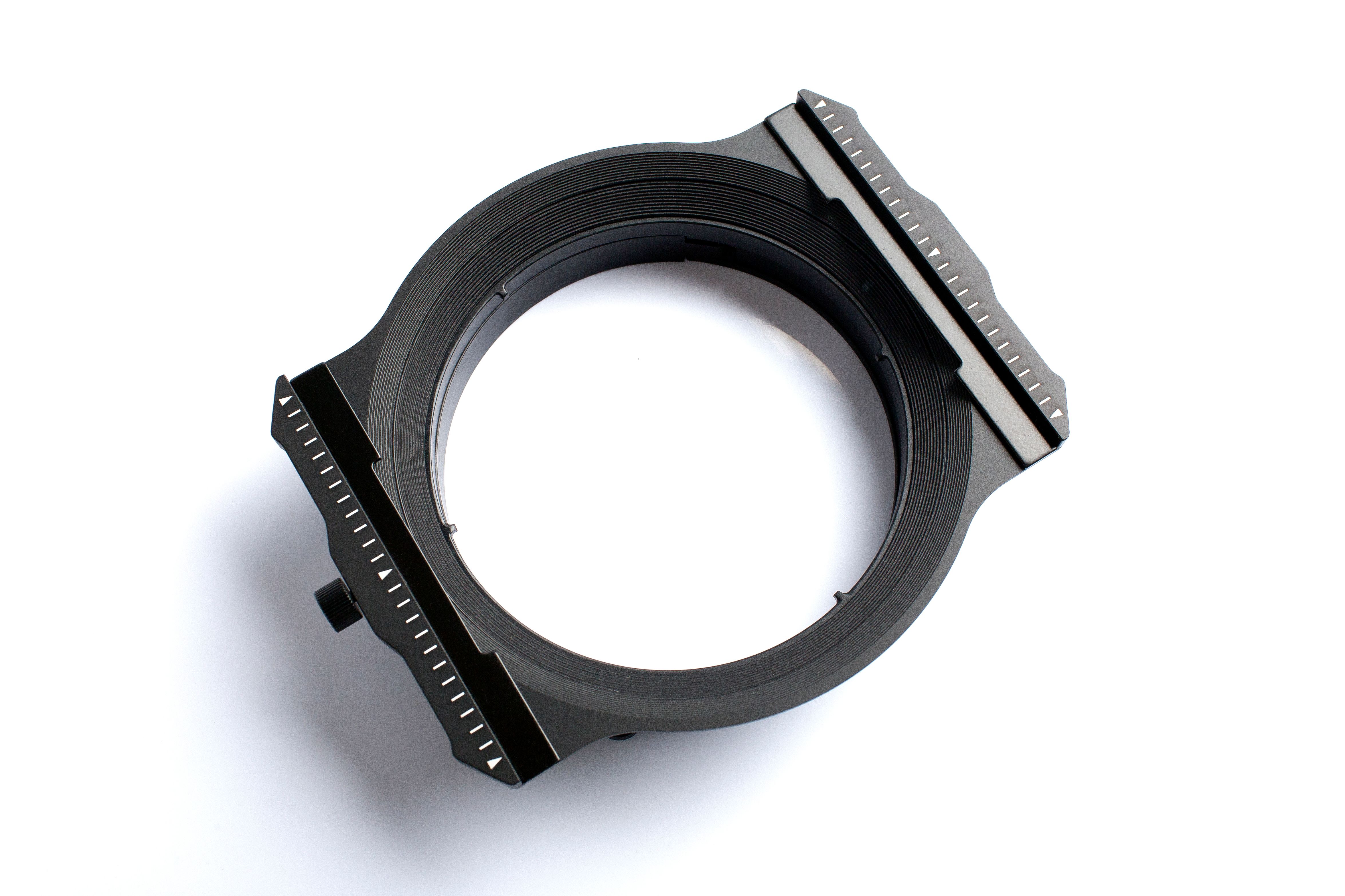 H&Y FH-100 Fujifilm 8-16mm F2.8 Filter Holder - no vignetting!